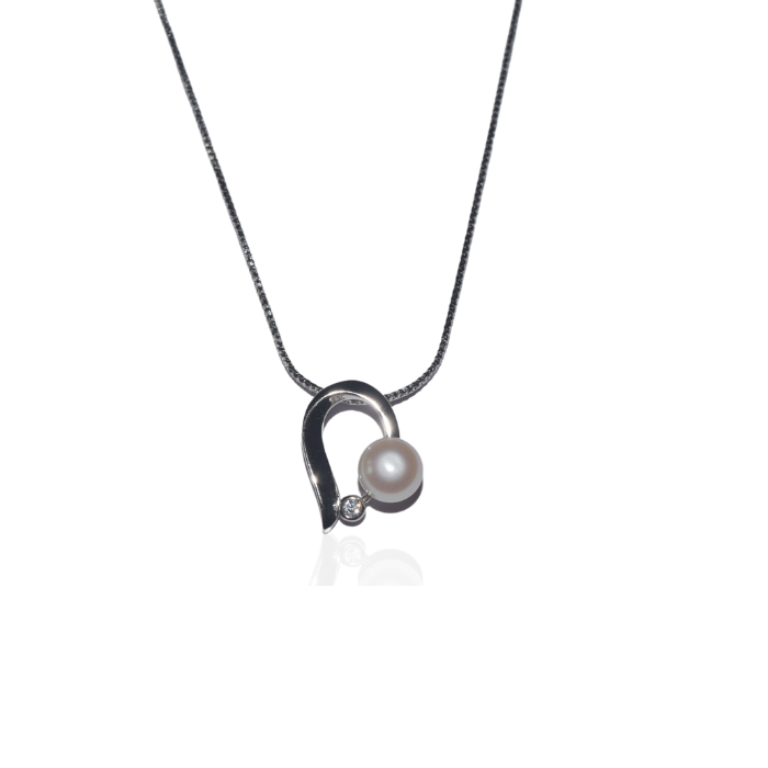 Silver Pearl on Petal Pendant Necklace with Matching Earrings Set